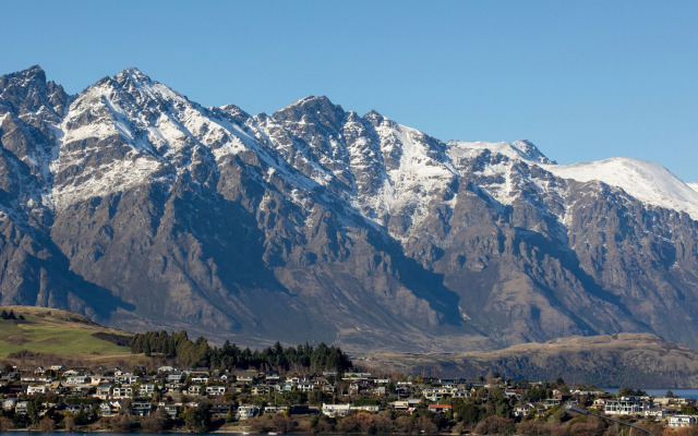 Copthorne Hotel & Apartments Queenstown Lakeview