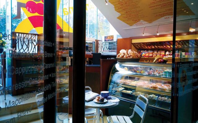 Harbour Plaza North Point