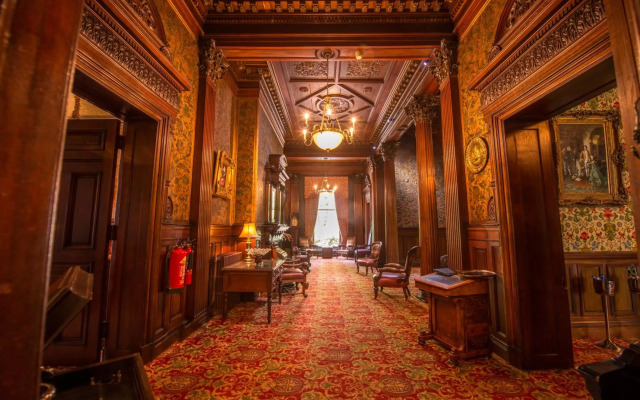 Macdonald Norwood Hall Hotel