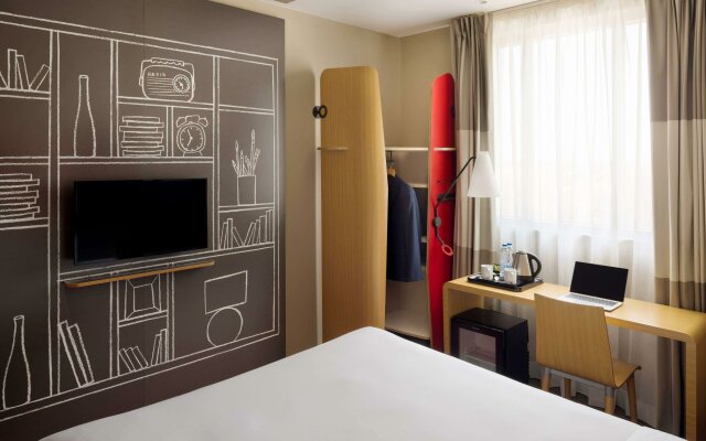 Ibis Jeddah City Center