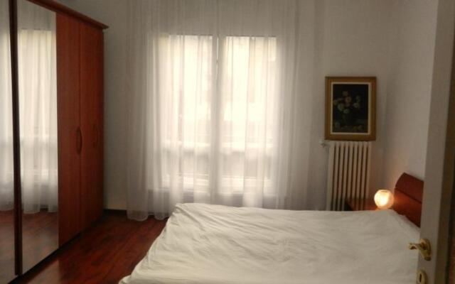 Redlotus Accommodation-Old City Inter2