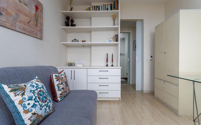 Barra da Tijuca near the beach | AS1602 Z10