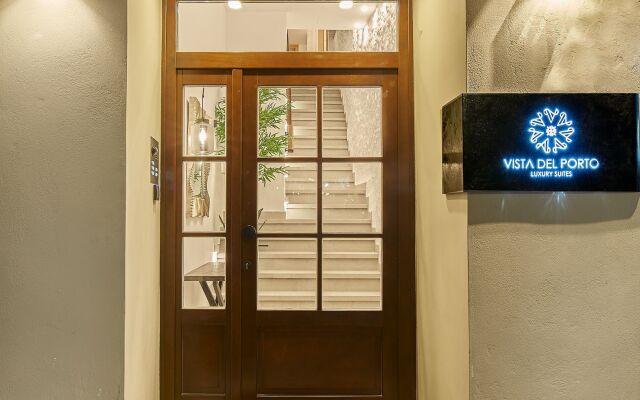 Vista Del Porto Luxury Suites