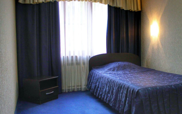 Hotel Kavkaz