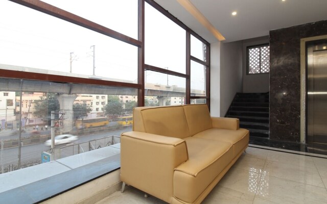 Oyo 35362 My Place S R Nagar