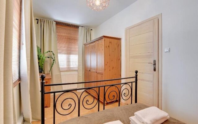 Lion Apartments - Mewa