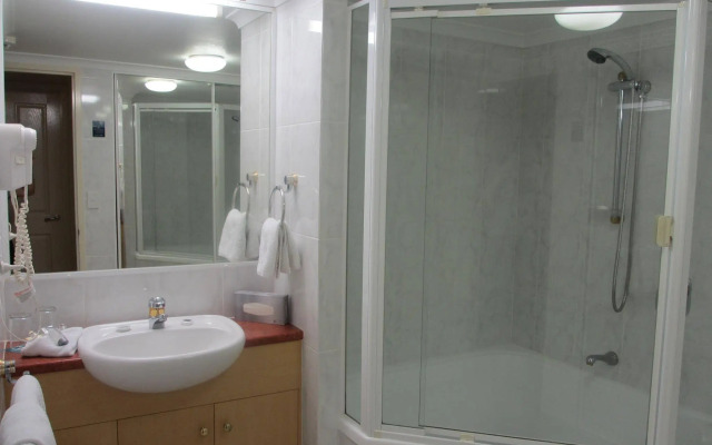 Springwood Tower Apartment Hotel