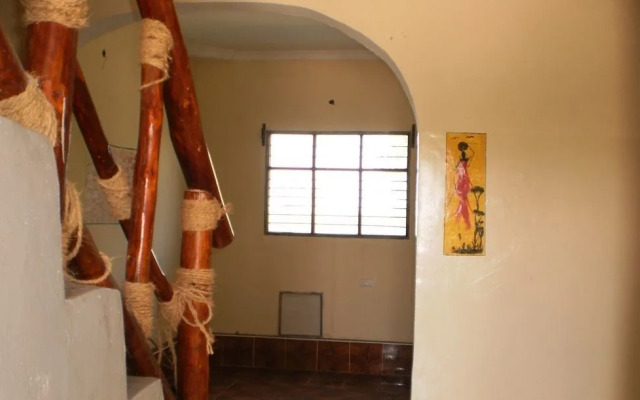 Mfumbwi Backpacker Lodge