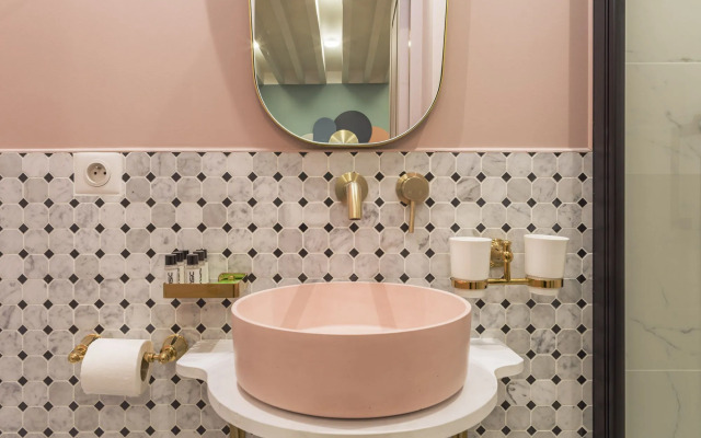 The Candy Saint Germain