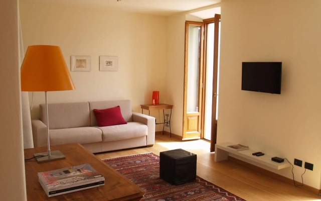 Casa Botta - Luino Lago Maggiore