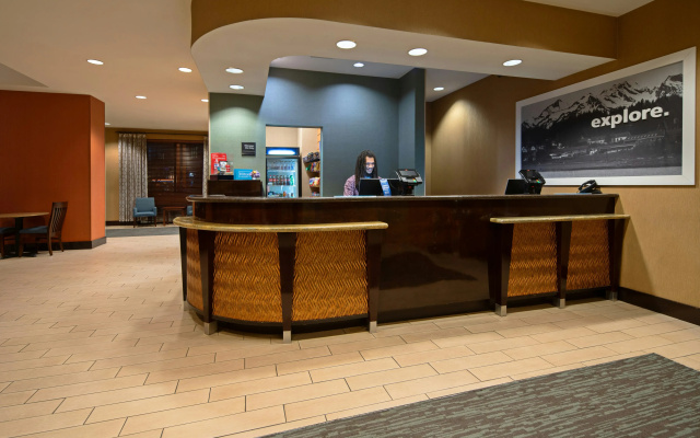 Hampton Inn & Suites Bremerton