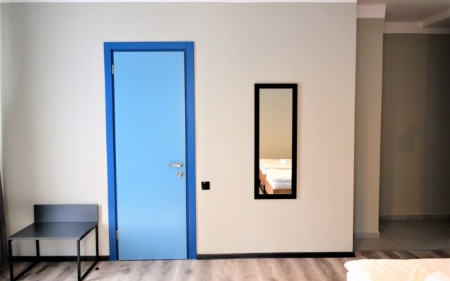 Tbilisi Blue Doors Hostel & Hotel