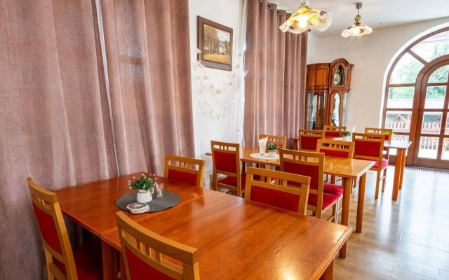 Penzion Restaurace Karlov