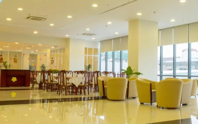 Danang Han River Hotel