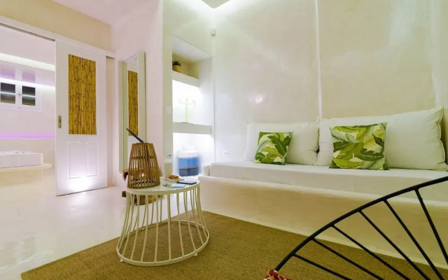 Mykonos 52m² Luxury Apartment Sea side Ornos