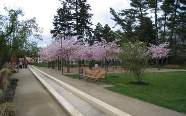 Lazensky Hotel Park