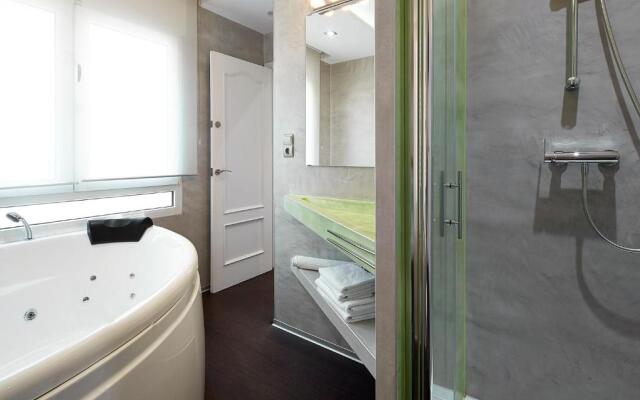 Gaudint Barcelona suites