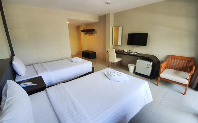 S2 Hotel