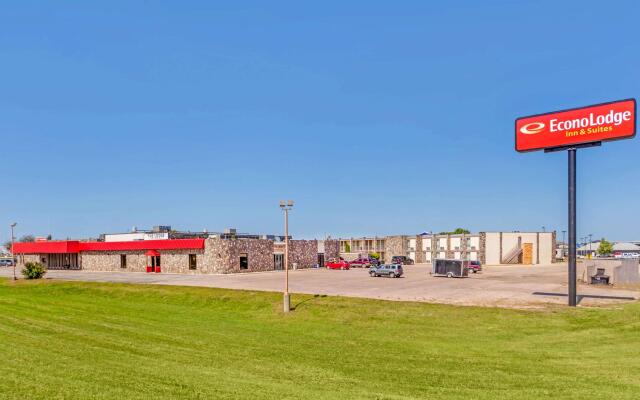 Econo Lodge Inn & Suites