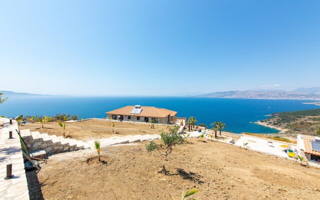 Santa Oliva Suites