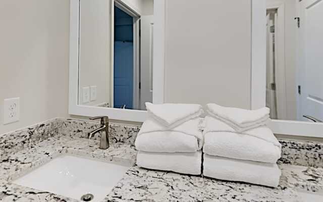 Sea Glass by Southern Vacation Rentals