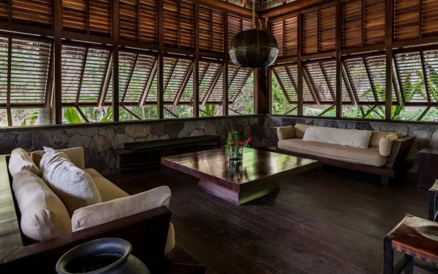 Tokipa at Punta Sayulita