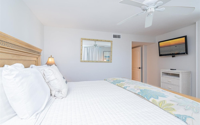 Shoreline Towers 3095 2 Bedroom Condo