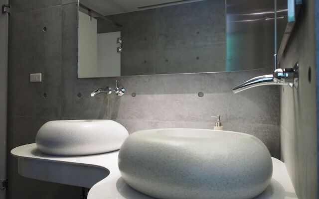 巨蛋旅店 HotelR14