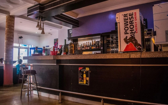 Exquisite Suites & Conference Centre