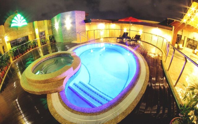 Pearlmont Hotel