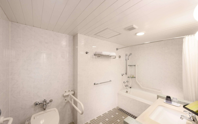 DoubleTree by Hilton Naha Shuri Castle