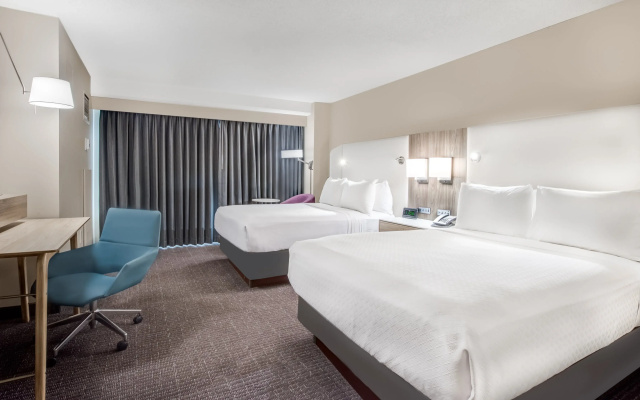 Crowne Plaza Cleveland at Playhouse Square by IHG