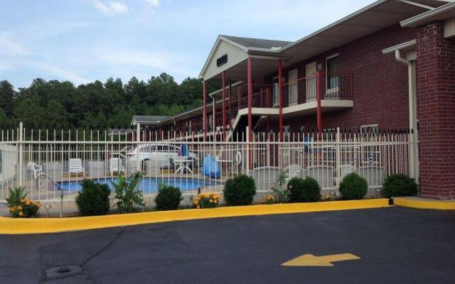 Americas Best Inns Selmer