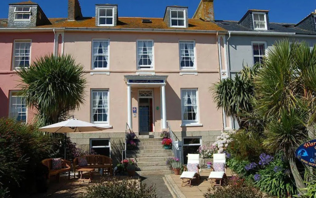 Warwick House