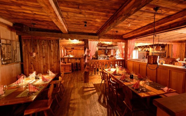 Hotel Lenzerhorn – Alpine Stay, Spa & Savour