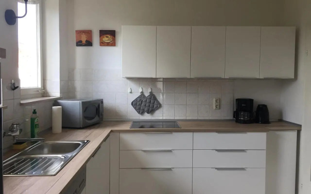 Apartment 31