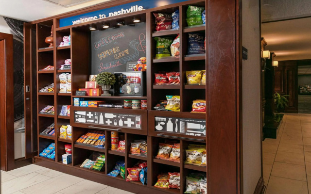 Hampton Inn & Suites Nashville-Green Hills