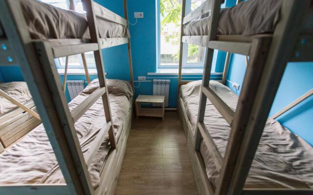 Mattress, Sailor and Albatross - Hostel