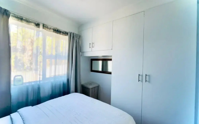 Caline VIP Beach Close