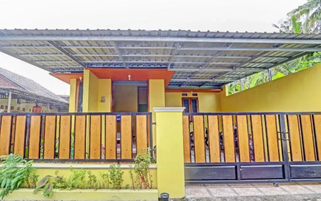 OYO Homes 91054 Desa Wisata Budaya Kebondalem Kidu