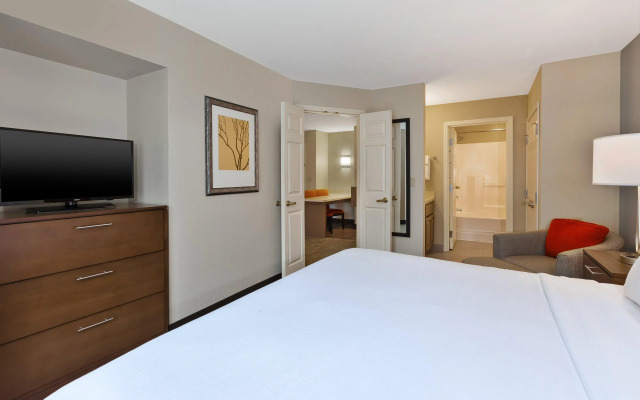 Staybridge Suites Kalamazoo by IHG