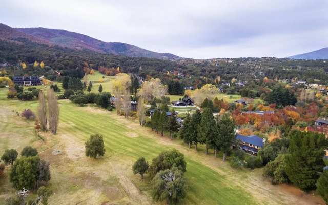 "alhue - Casa en el Golf"