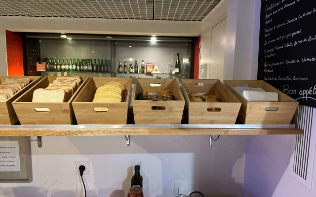 Brit Hotel Porte d’Espagne