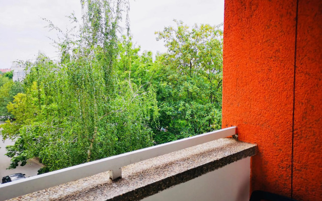 West vibes apartment