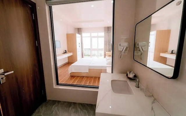 Hoa Hong 1 Hotel SS - by Bay Luxury