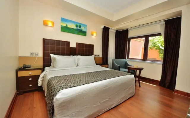 Rayjok Hotel And Suites