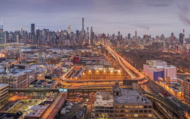 Holiday Inn Long Island City - LaGuardia West