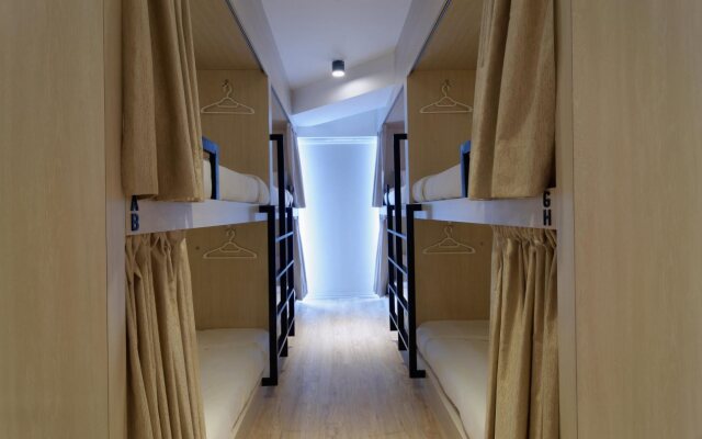 Dock In - Hostel