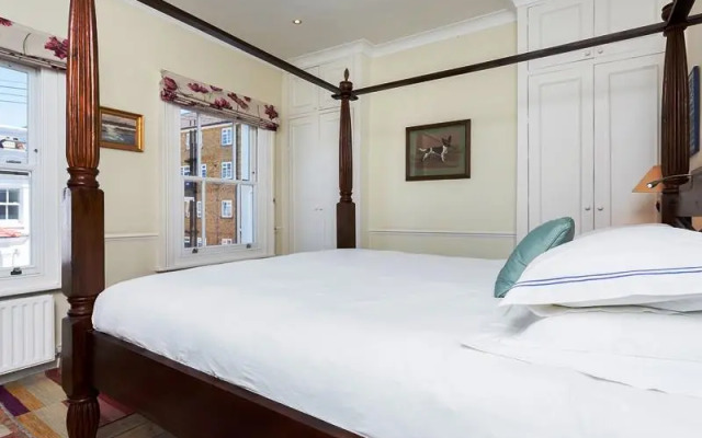 Veeve 2 Bed House Dymock Street Fulham