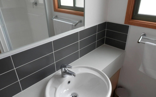 Breeze Holiday Parks - Halls Gap